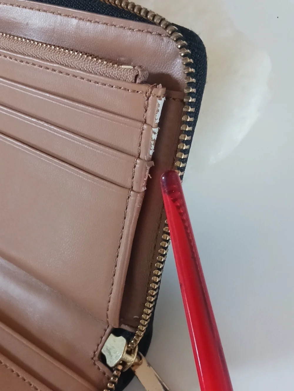 Tory Burch Robinson Wallet